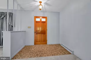 1323 Mahantongo St, Pottsville, PA 17901 - Photo 5