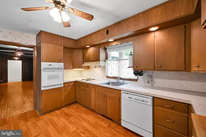 1323 Mahantongo Street, Pottsville, PA 17901 - Photo 15