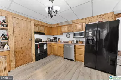 212 W Walnut Street, Pottsville, PA 17901 - Photo 11