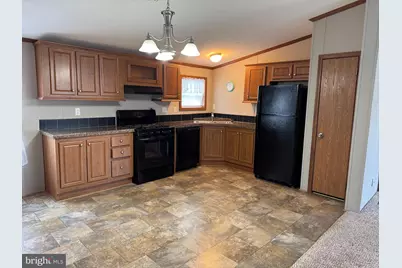 2 C Frieden Manor, Schuylkill Haven, PA 17972 - Photo 5