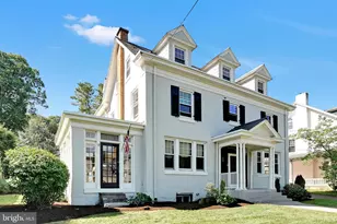 1805 Mahantongo St, Pottsville, PA 17901 - Photo 5