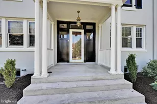 1805 Mahantongo St, Pottsville, PA 17901 - Photo 5