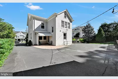 1805 Mahantongo Street, Pottsville, PA 17901 - Photo 9
