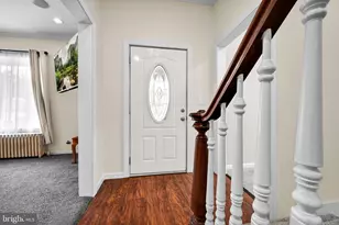 999 E Norwegian St, Pottsville, PA 17901 - Photo 5