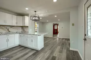 10 E Grand Ave, Tower City, PA 17980 - Photo 17
