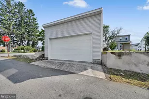 30 N Center St, Frackville, PA 17931 - Photo 41