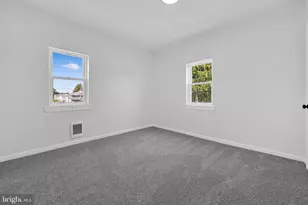 30 N Center St, Frackville, PA 17931 - Photo 19