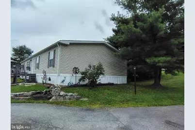 2 A Genesis Boulevard, New Ringgold, PA 17960 - Photo 3