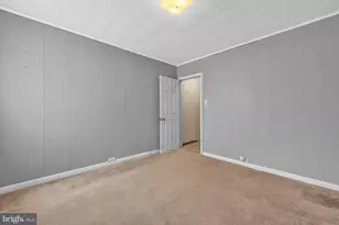 217 N Center St, Frackville, PA 17931 - Photo 13