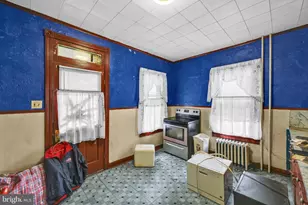 40 N Tulpehocken St, Pine Grove, PA 17963 - Photo 13