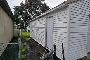 127 S Broad Mountain Ave, Frackville, PA 17931 - Photo 3