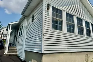 199 Pennsylvania Ave, Shenandoah, PA 17976 - Photo 1