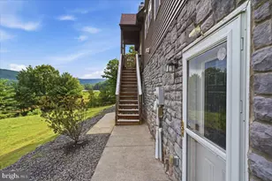 16 Delaware Dr W, North Union Township, PA 18202 - Photo 11