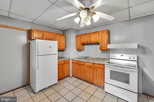 415 Boone St, Pottsville, PA 17901 - Photo 13