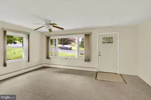 3 Earl Ave, Schuylkill Haven, PA 17972 - Photo 5