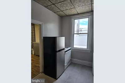17 N 2nd Street, Saint Clair, PA 17970 - Photo 3