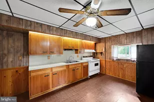 26 E Liberty St, Schuylkill Haven, PA 17972 - Photo 9