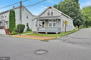 7 Graeff St, Cressona, PA 17929 - Photo 3