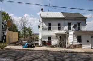602 Pierce St, Pottsville, PA 17901 - Photo 1