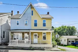 236 N Pine St, Tremont, PA 17981 - Photo 5