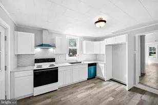 236 N Pine St, Tremont, PA 17981 - Photo 15