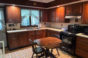 111 W Union St, Tamaqua, PA 18252 - Photo 13