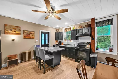 769 N Centre Street, Pottsville, PA 17901 - Photo 13