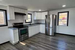 1 Vine St, Port Clinton, PA 19549 - Photo 3