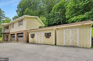 215 W Wilder St, Cressona, PA 17929 - Photo 11