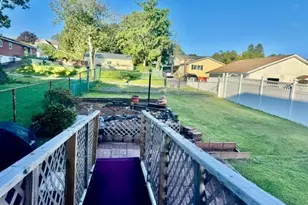 314 N 2nd St, Frackville, PA 17931 - Photo 9