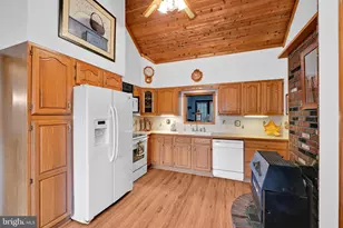 2156 Main St, Pottsville, PA 17901 - Photo 15