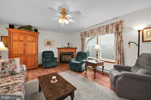 652 Canal Dr, Pine Grove, PA 17963 - Photo 5