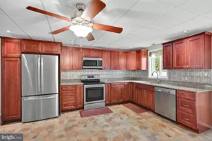 137 Nice Street S, Frackville, PA 17932 - Photo 13