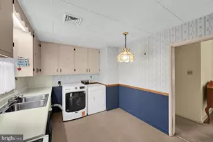 115 Walnut St, Pine Grove, PA 17963 - Photo 15