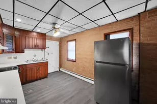 713 W Norwegian St, Pottsville, PA 17901 - Photo 11