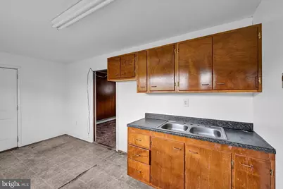 708 W Maple Street, Valley View, PA 17983 - Photo 31