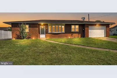 708 W Maple Street, Valley View, PA 17983 - Photo 3