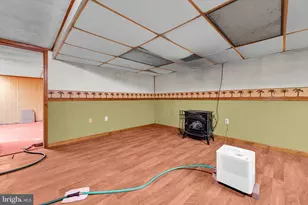 708 W Maple St, Valley View, PA 17983 - Photo 23