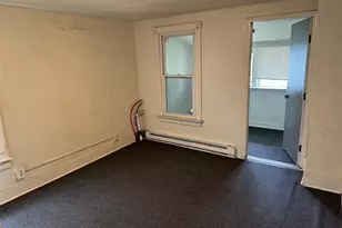 302 S 2nd St, Saint Clair, PA 17970 - Photo 11