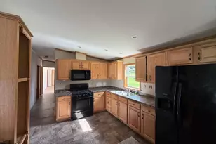 12 Draper St, Gilberton, PA 17934 - Photo 9