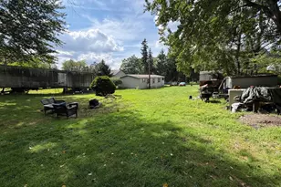 12 Draper St, Gilberton, PA 17934 - Photo 3