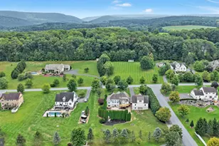 39 Grey Hawk Dr, Orwigsburg, PA 17961 - Photo 3