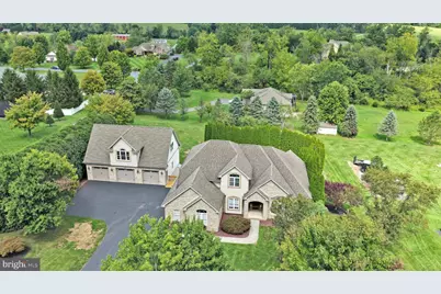 39 Grey Hawk Drive, Orwigsburg, PA 17961 - Photo 1