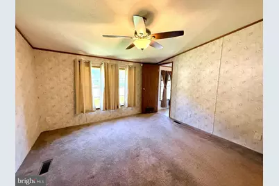 255 Angel Drive, New Ringgold, PA 17960 - Photo 33