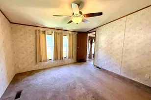 255 Angel Dr, New Ringgold, PA 17960 - Photo 33