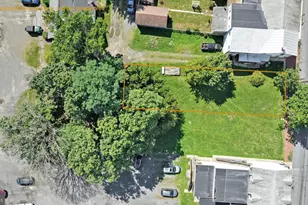 81 S Tulpehocken St, Pine Grove, PA 17963 - Photo 1