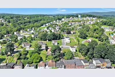 81 S Tulpehocken Street, Pine Grove, PA 17963 - Photo 5