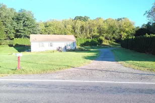 2865 Summer Valley Rd, New Ringgold, PA 17960 - Photo 11