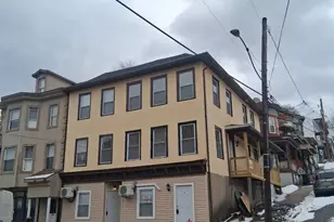 219 N 3rd St, Pottsville, PA 17901 - Photo 3