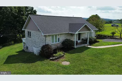 2077 Wynonah Drive, Auburn, PA 17922 - Photo 5